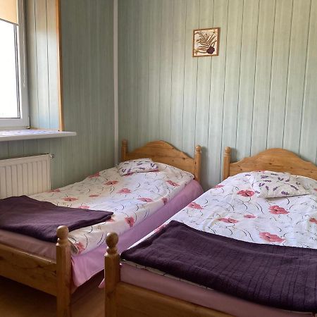 Bed and Breakfast Osrodek Jezdziecki Bronków Esterno foto