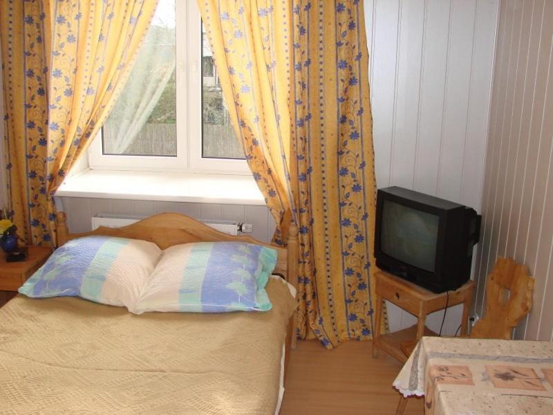 Bed and Breakfast Osrodek Jezdziecki Bronków Esterno foto